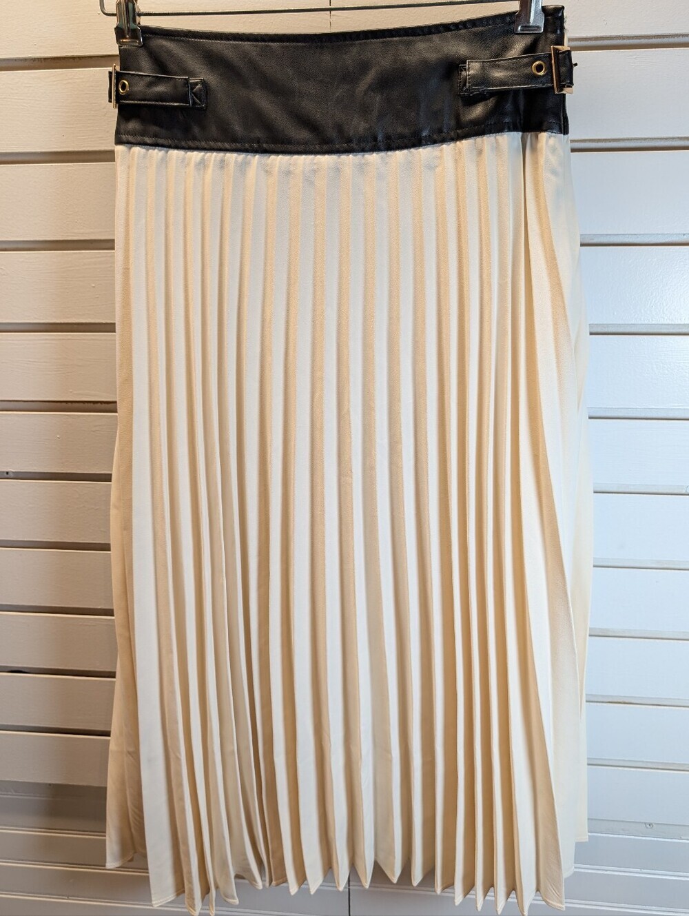 MOTF Studio Color Block Zipper Pleated Skirt with Side Buckles Size Small EUC - Picture 6 of 11
